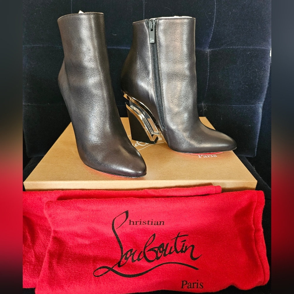 Christian Louboutin Levitibootie